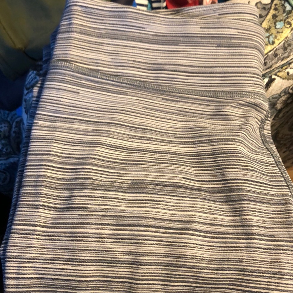 Under armour cropped legging